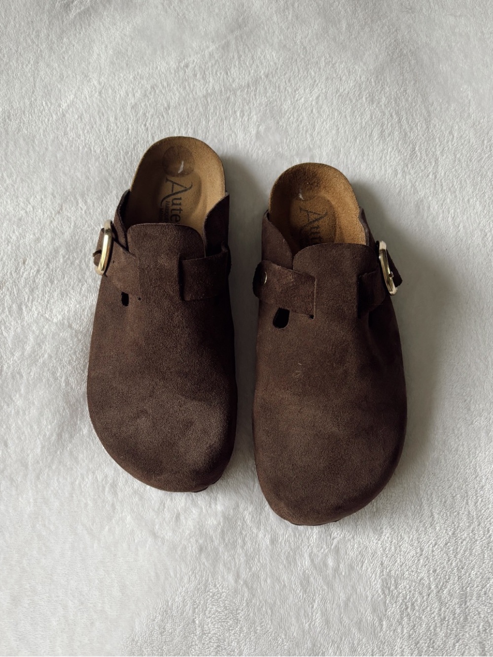 clogs - Picture 3 of 5